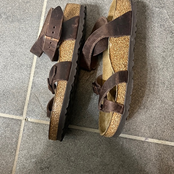 Size 5 Birkenstock Yara Oiled Leather Sandal - Picture 5 of 7